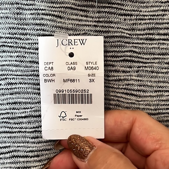 J Crew Split Back Lightweight Short Sleeved Sweater - Picture 5 of 5